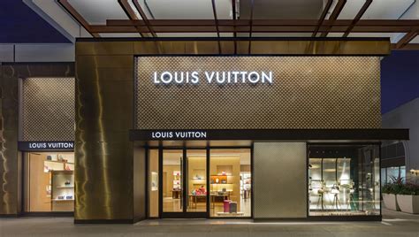 circle black lv cross|Louis Vuitton Palo Alto.